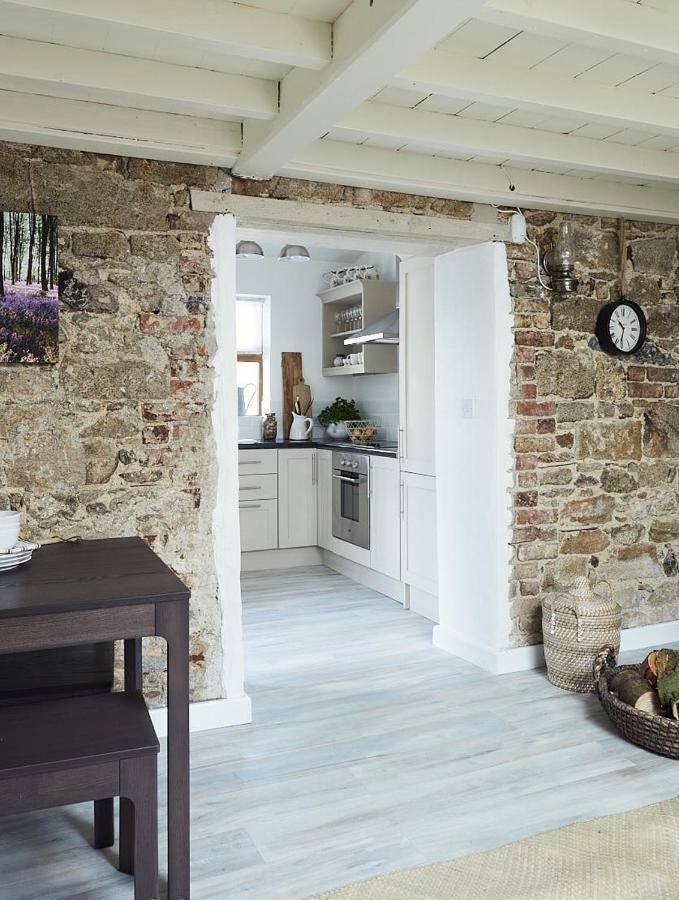 Kilquiggan Cottages Coolkenno ภายนอก รูปภาพ