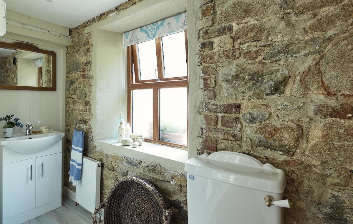 Kilquiggan Cottages Coolkenno ภายนอก รูปภาพ